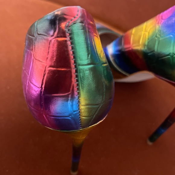 Steve Madden Vala Multi Rainbow Pump - Picture 4 of 8